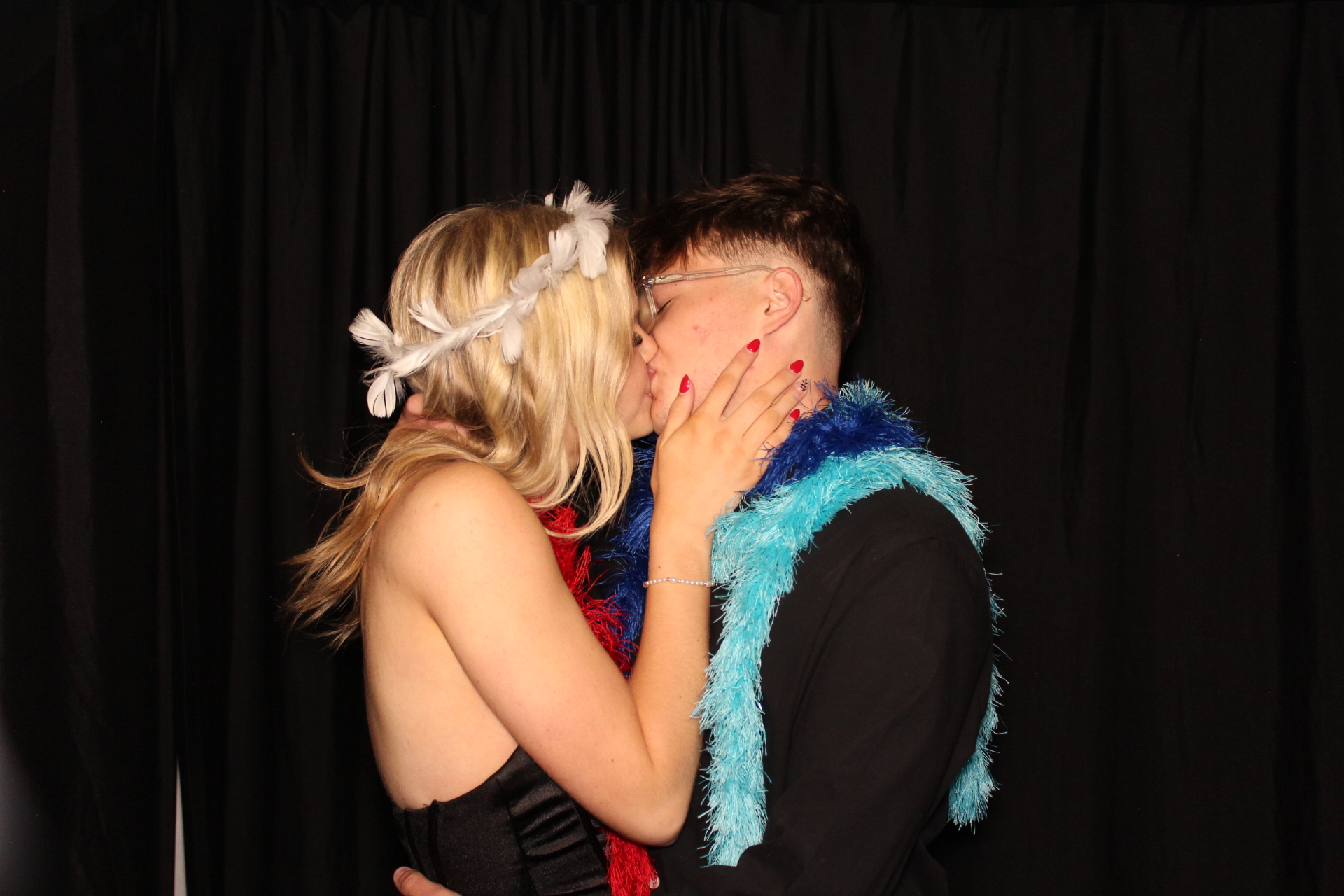 LMHS Homecoming Booth 1 | View more photos from the event at gallery.photoboothcincy.com/u/PhotoBoothCincy/LMHS-Homecoming-Booth-1