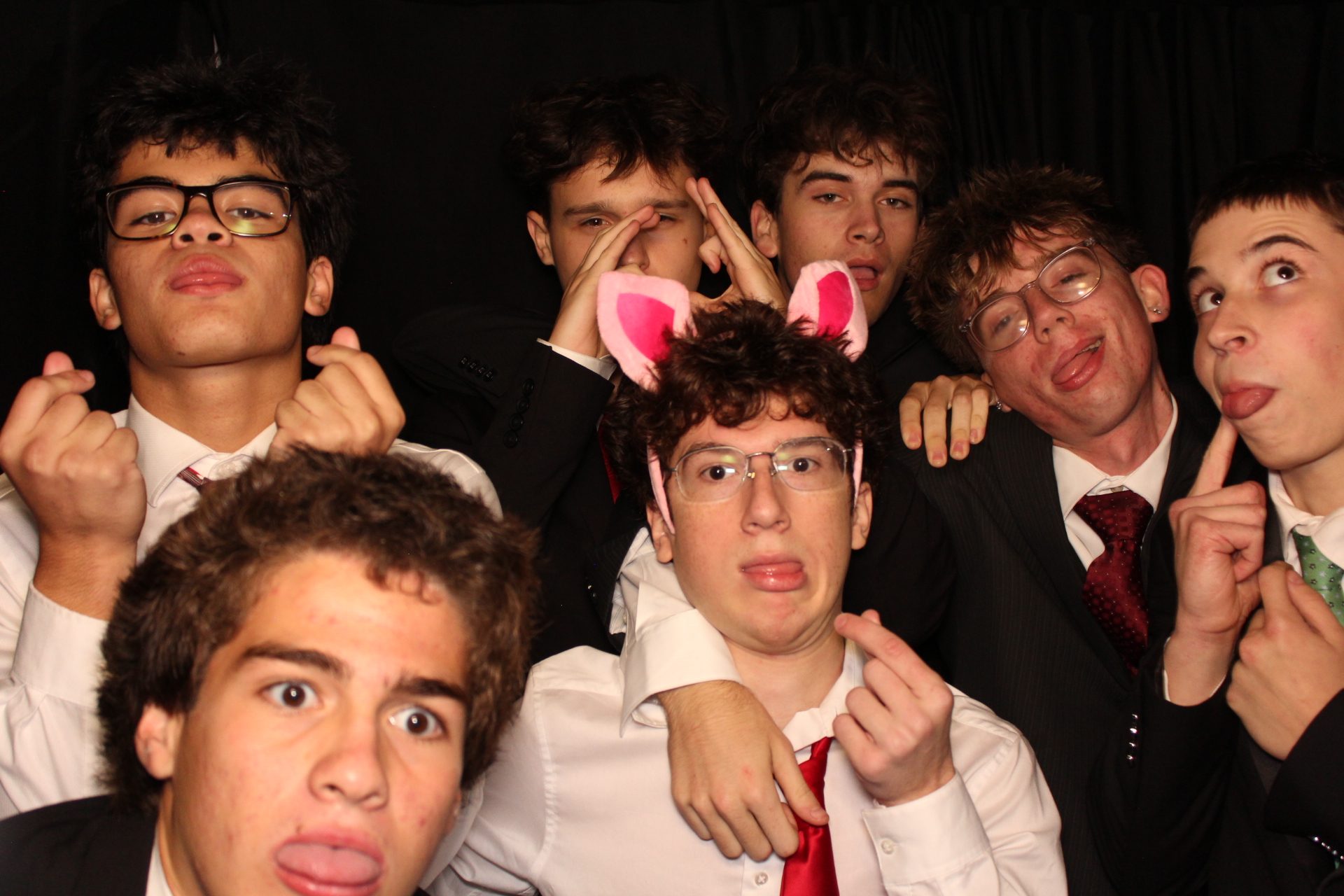 LMHS Homecoming Booth 1 | View more photos from the event at gallery.photoboothcincy.com/u/PhotoBoothCincy/LMHS-Homecoming-Booth-1