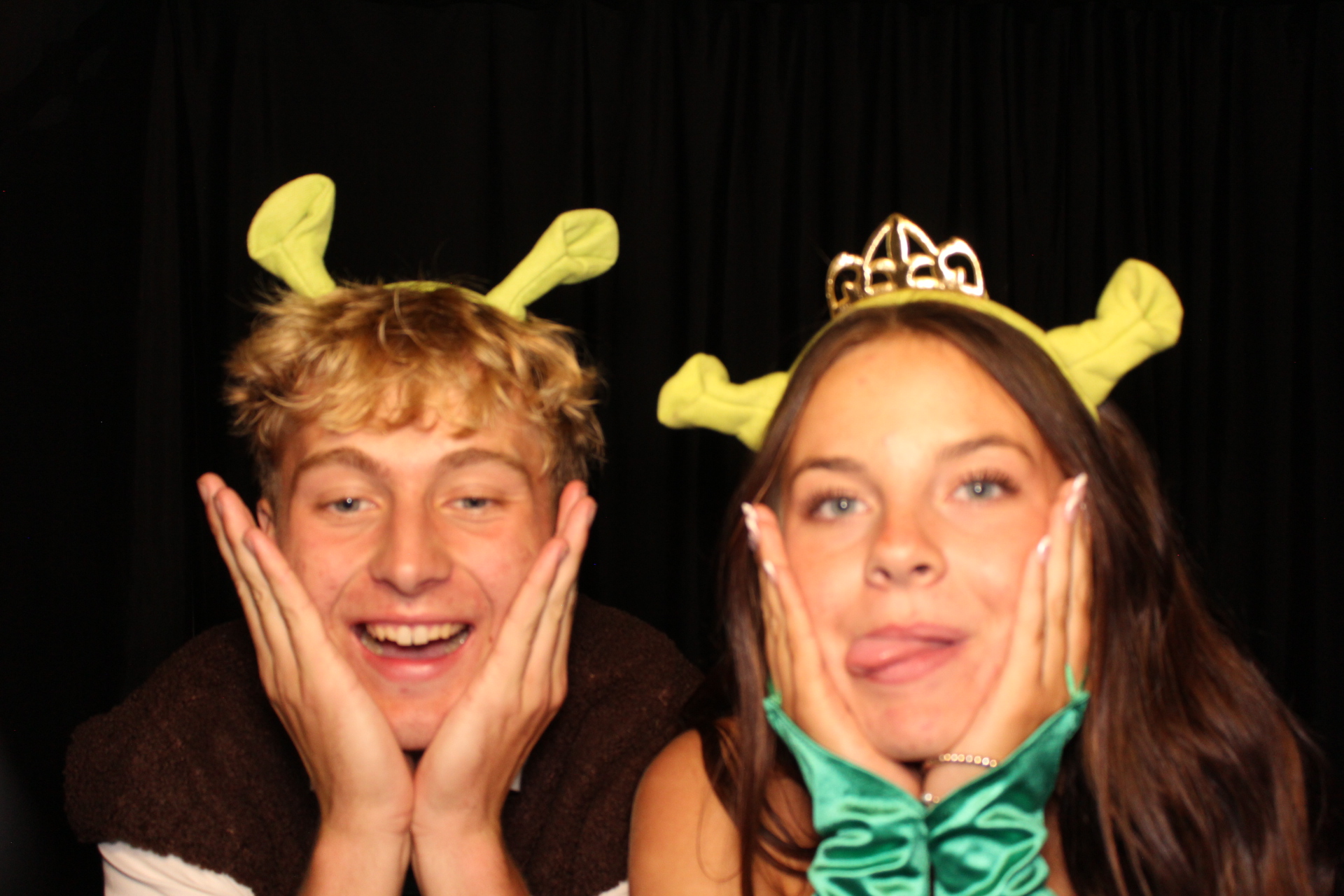 LMHS Homecoming Booth 1 | View more photos from the event at gallery.photoboothcincy.com/u/PhotoBoothCincy/LMHS-Homecoming-Booth-1