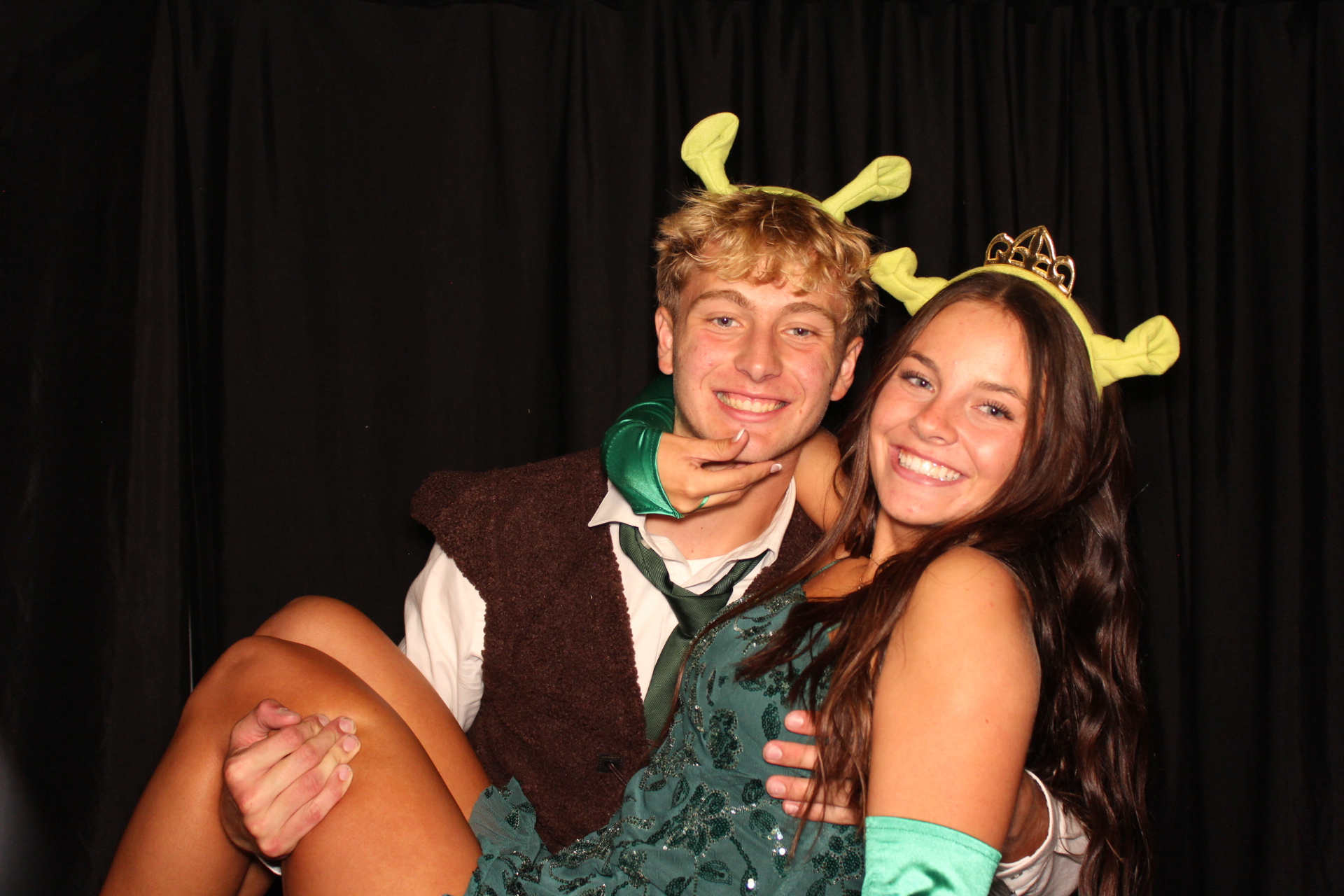 LMHS Homecoming Booth 1 | View more photos from the event at gallery.photoboothcincy.com/u/PhotoBoothCincy/LMHS-Homecoming-Booth-1