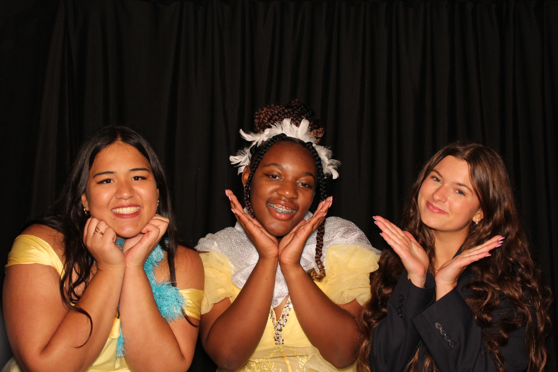 LMHS Homecoming Booth 1 | View more photos from the event at gallery.photoboothcincy.com/u/PhotoBoothCincy/LMHS-Homecoming-Booth-1