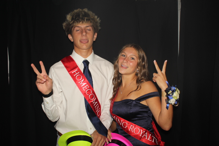 LMHS Homecoming Booth 2 | View more photos from the event at gallery.photoboothcincy.com/u/PhotoBoothCincy/LMHS-Homecoming-Booth-2