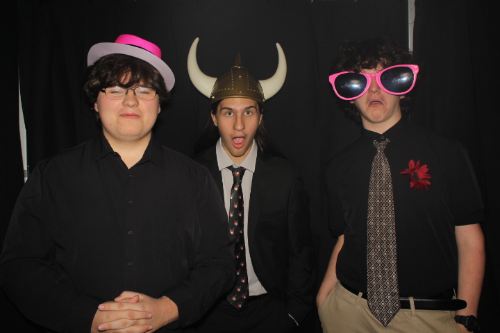 LMHS Homecoming Booth 2 | View more photos from the event at gallery.photoboothcincy.com/u/PhotoBoothCincy/LMHS-Homecoming-Booth-2