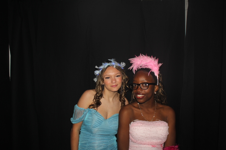 LMHS Homecoming Booth 2 | View more photos from the event at gallery.photoboothcincy.com/u/PhotoBoothCincy/LMHS-Homecoming-Booth-2