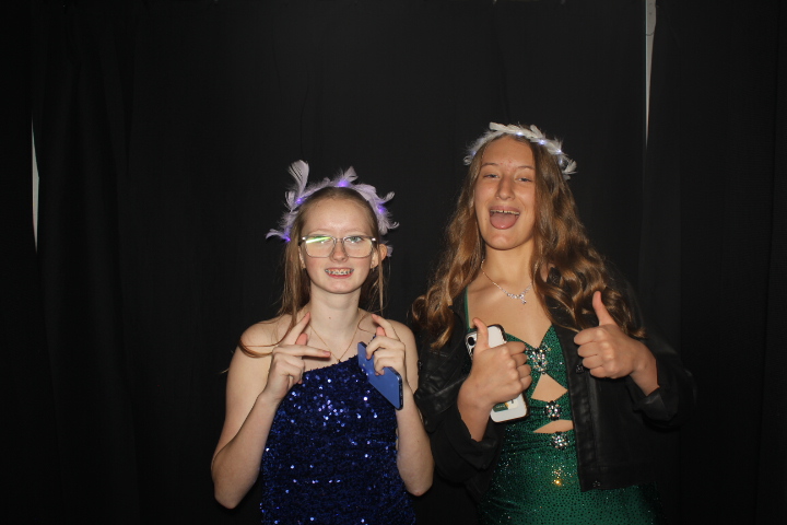 LMHS Homecoming Booth 2 | View more photos from the event at gallery.photoboothcincy.com/u/PhotoBoothCincy/LMHS-Homecoming-Booth-2