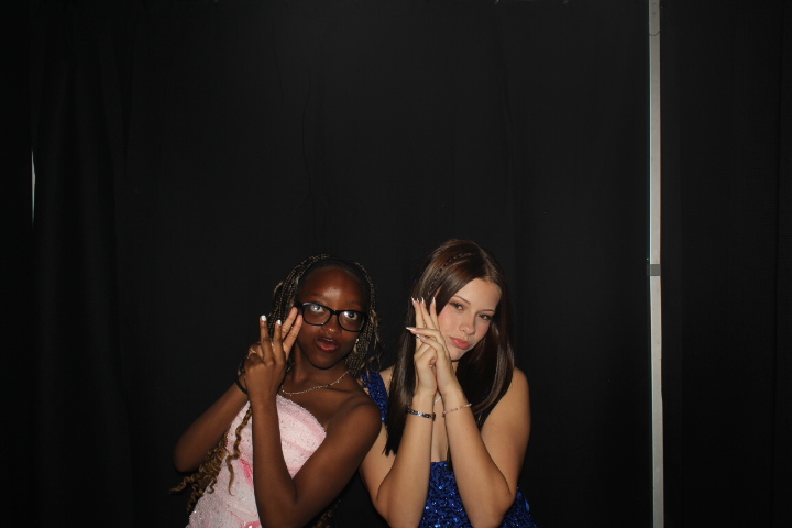 LMHS Homecoming Booth 2 | View more photos from the event at gallery.photoboothcincy.com/u/PhotoBoothCincy/LMHS-Homecoming-Booth-2