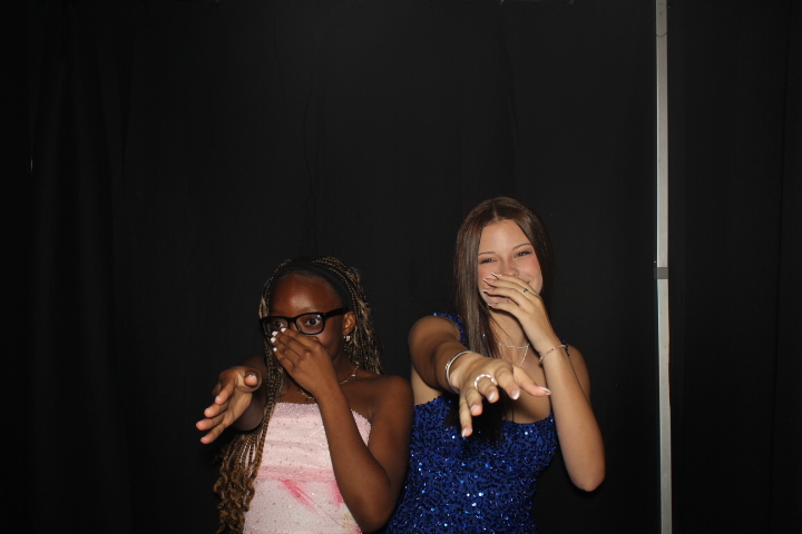 LMHS Homecoming Booth 2 | View more photos from the event at gallery.photoboothcincy.com/u/PhotoBoothCincy/LMHS-Homecoming-Booth-2
