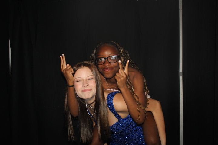 LMHS Homecoming Booth 2 | View more photos from the event at gallery.photoboothcincy.com/u/PhotoBoothCincy/LMHS-Homecoming-Booth-2