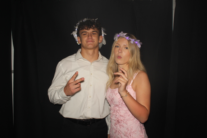 LMHS Homecoming Booth 2 | View more photos from the event at gallery.photoboothcincy.com/u/PhotoBoothCincy/LMHS-Homecoming-Booth-2