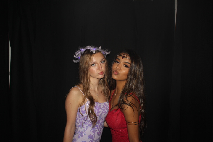 LMHS Homecoming Booth 2 | View more photos from the event at gallery.photoboothcincy.com/u/PhotoBoothCincy/LMHS-Homecoming-Booth-2