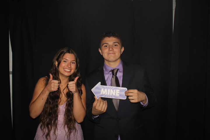 LMHS Homecoming Booth 2 | View more photos from the event at gallery.photoboothcincy.com/u/PhotoBoothCincy/LMHS-Homecoming-Booth-2