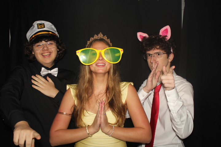 LMHS Homecoming Booth 2 | View more photos from the event at gallery.photoboothcincy.com/u/PhotoBoothCincy/LMHS-Homecoming-Booth-2