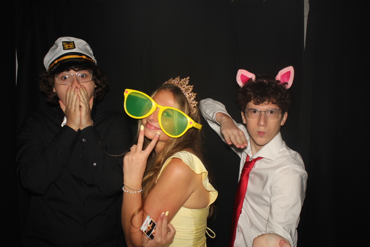 LMHS Homecoming Booth 2 | View more photos from the event at gallery.photoboothcincy.com/u/PhotoBoothCincy/LMHS-Homecoming-Booth-2