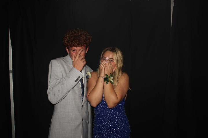 LMHS Homecoming Booth 2 | View more photos from the event at gallery.photoboothcincy.com/u/PhotoBoothCincy/LMHS-Homecoming-Booth-2