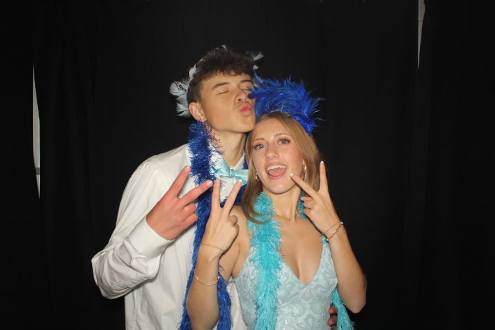 LMHS Homecoming Booth 2 | View more photos from the event at gallery.photoboothcincy.com/u/PhotoBoothCincy/LMHS-Homecoming-Booth-2