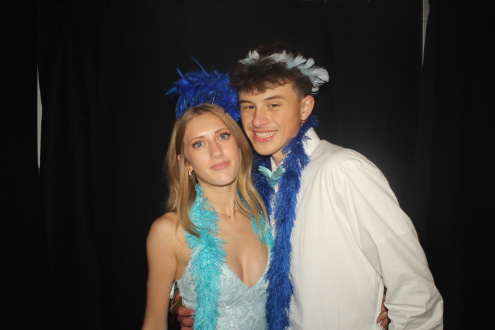 LMHS Homecoming Booth 2 | View more photos from the event at gallery.photoboothcincy.com/u/PhotoBoothCincy/LMHS-Homecoming-Booth-2