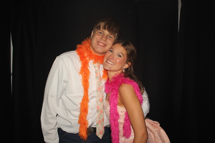 LMHS Homecoming Booth 2 | View more photos from the event at gallery.photoboothcincy.com/u/PhotoBoothCincy/LMHS-Homecoming-Booth-2