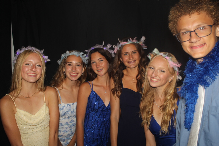 LMHS Homecoming Booth 2 | View more photos from the event at gallery.photoboothcincy.com/u/PhotoBoothCincy/LMHS-Homecoming-Booth-2