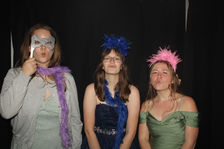 LMHS Homecoming Booth 2 | View more photos from the event at gallery.photoboothcincy.com/u/PhotoBoothCincy/LMHS-Homecoming-Booth-2