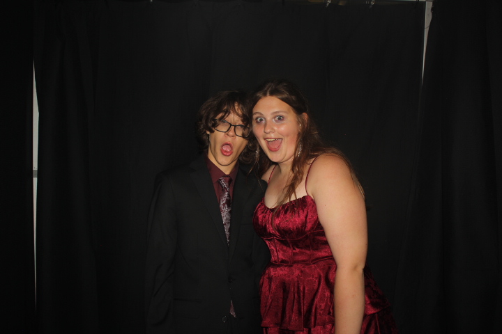 LMHS Homecoming Booth 2 | View more photos from the event at gallery.photoboothcincy.com/u/PhotoBoothCincy/LMHS-Homecoming-Booth-2