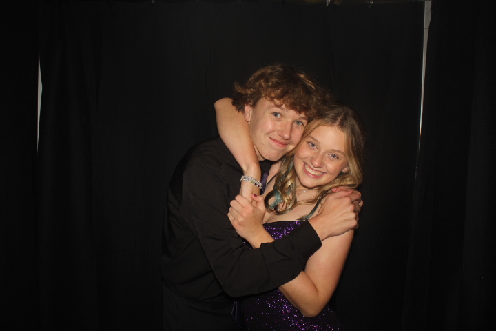LMHS Homecoming Booth 2 | View more photos from the event at gallery.photoboothcincy.com/u/PhotoBoothCincy/LMHS-Homecoming-Booth-2