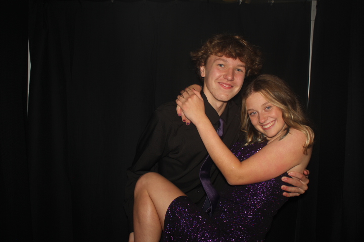 LMHS Homecoming Booth 2 | View more photos from the event at gallery.photoboothcincy.com/u/PhotoBoothCincy/LMHS-Homecoming-Booth-2