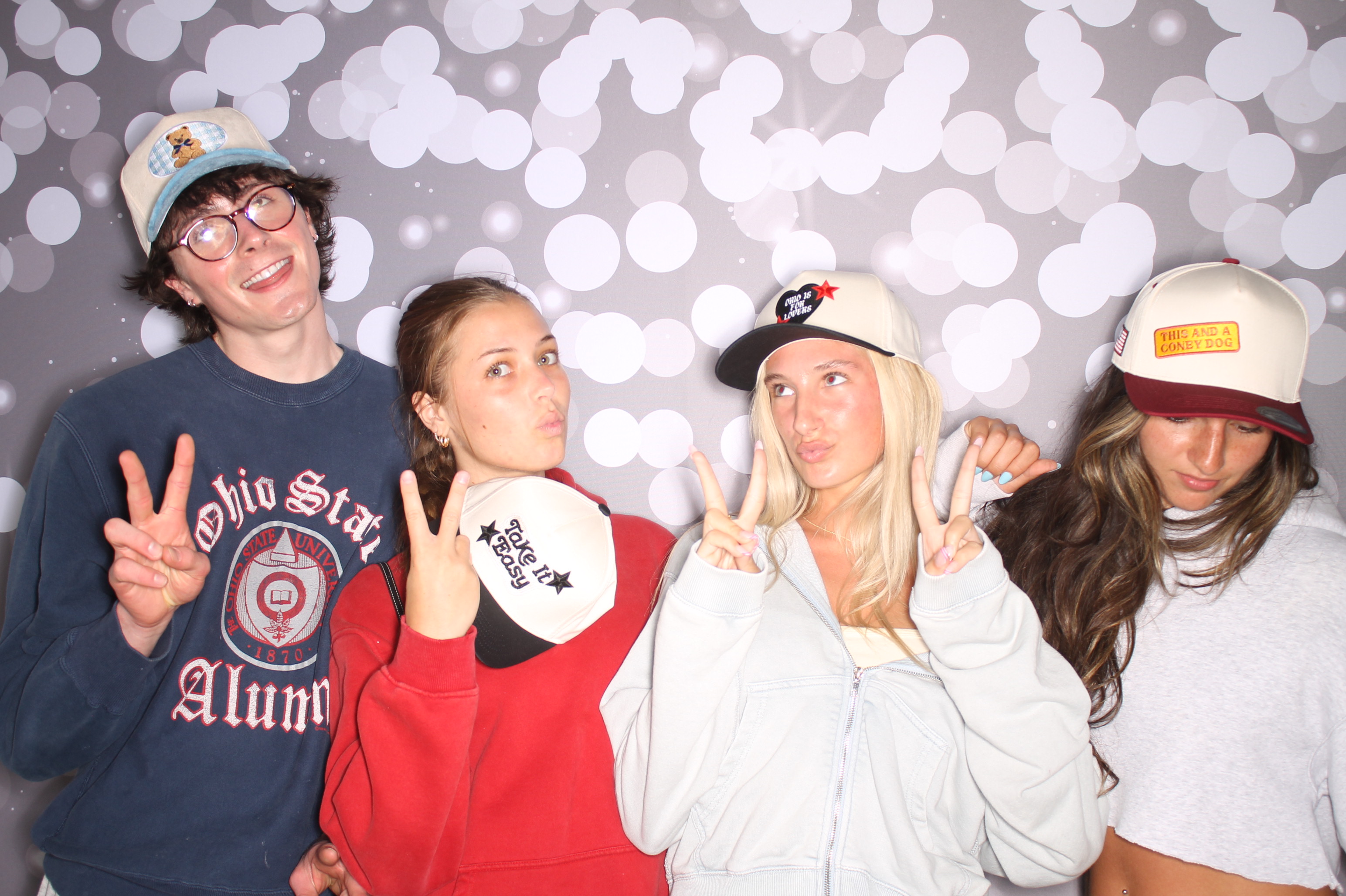 Late Night Lounge at Hub Cincy | View more photos from the event at gallery.photoboothcincy.com/u/PhotoBoothCincy/Late-Night-Lounge-at-Hub-Cincy