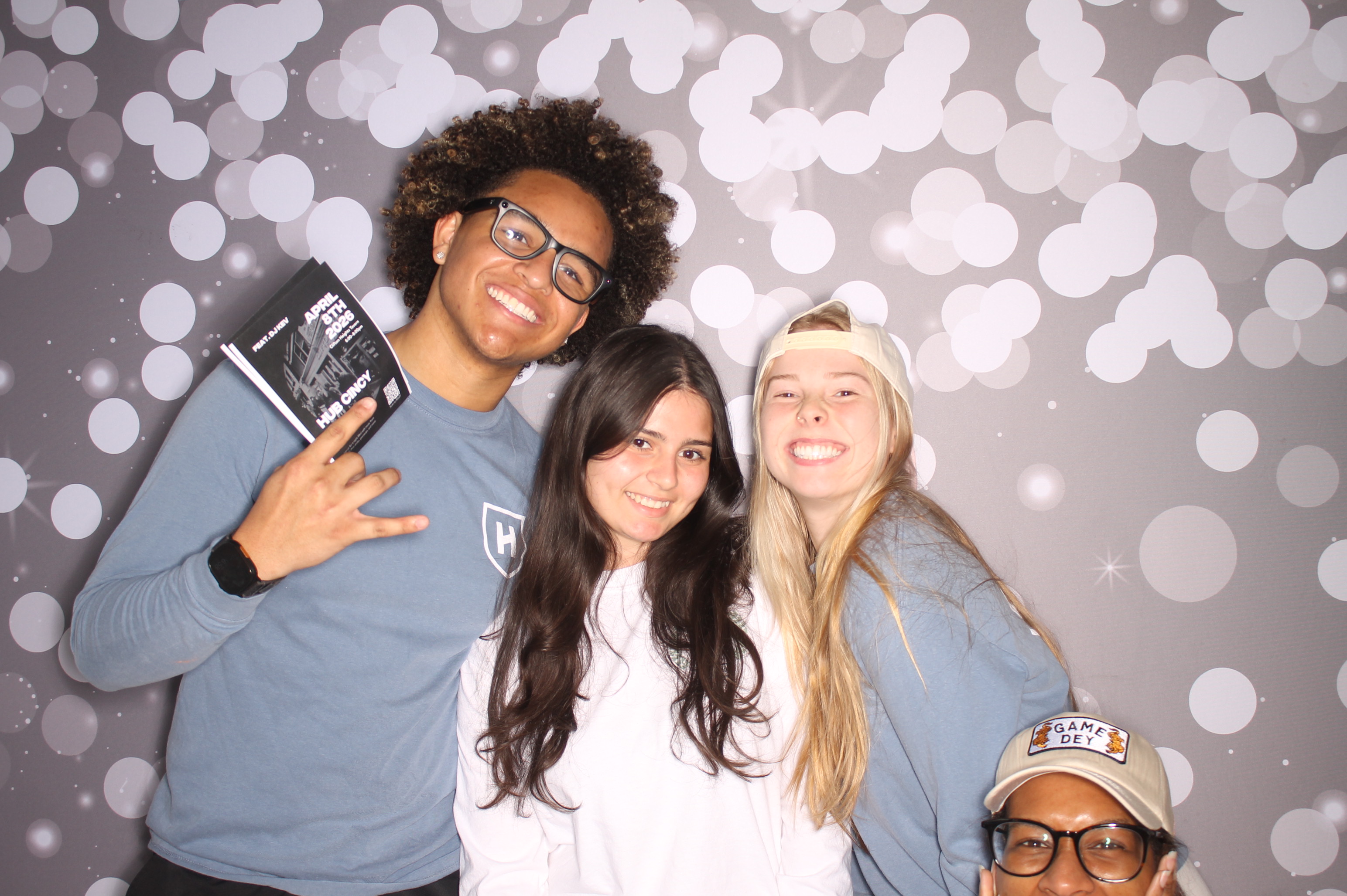 Late Night Lounge at Hub Cincy | View more photos from the event at gallery.photoboothcincy.com/u/PhotoBoothCincy/Late-Night-Lounge-at-Hub-Cincy