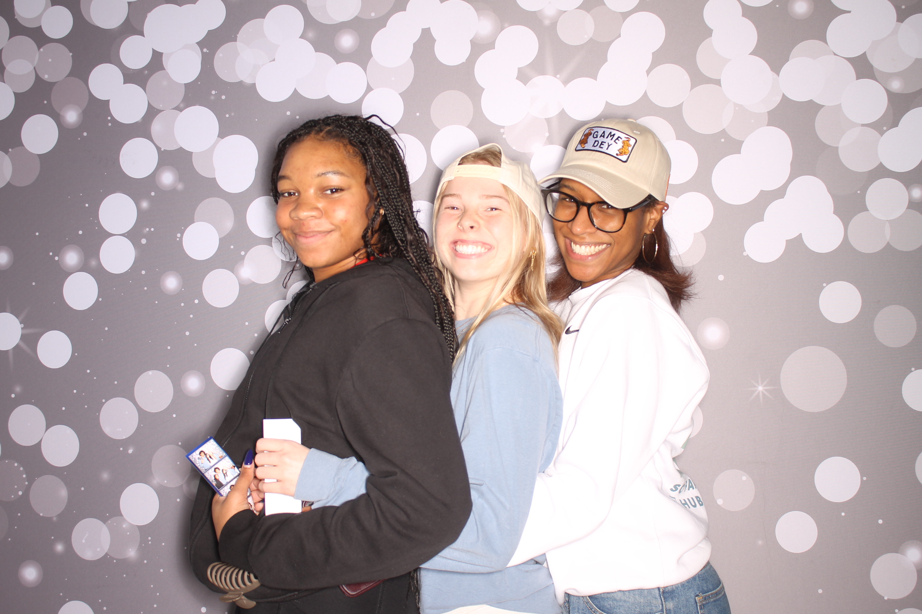 Late Night Lounge at Hub Cincy | View more photos from the event at gallery.photoboothcincy.com/u/PhotoBoothCincy/Late-Night-Lounge-at-Hub-Cincy