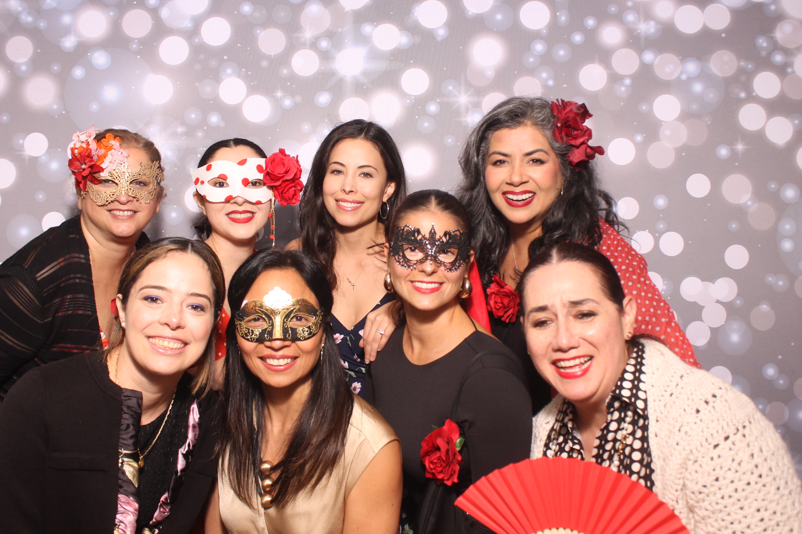Latino Night 2026 | View more photos from the event at gallery.photoboothcincy.com/u/PhotoBoothCincy/Latino-Night-2026