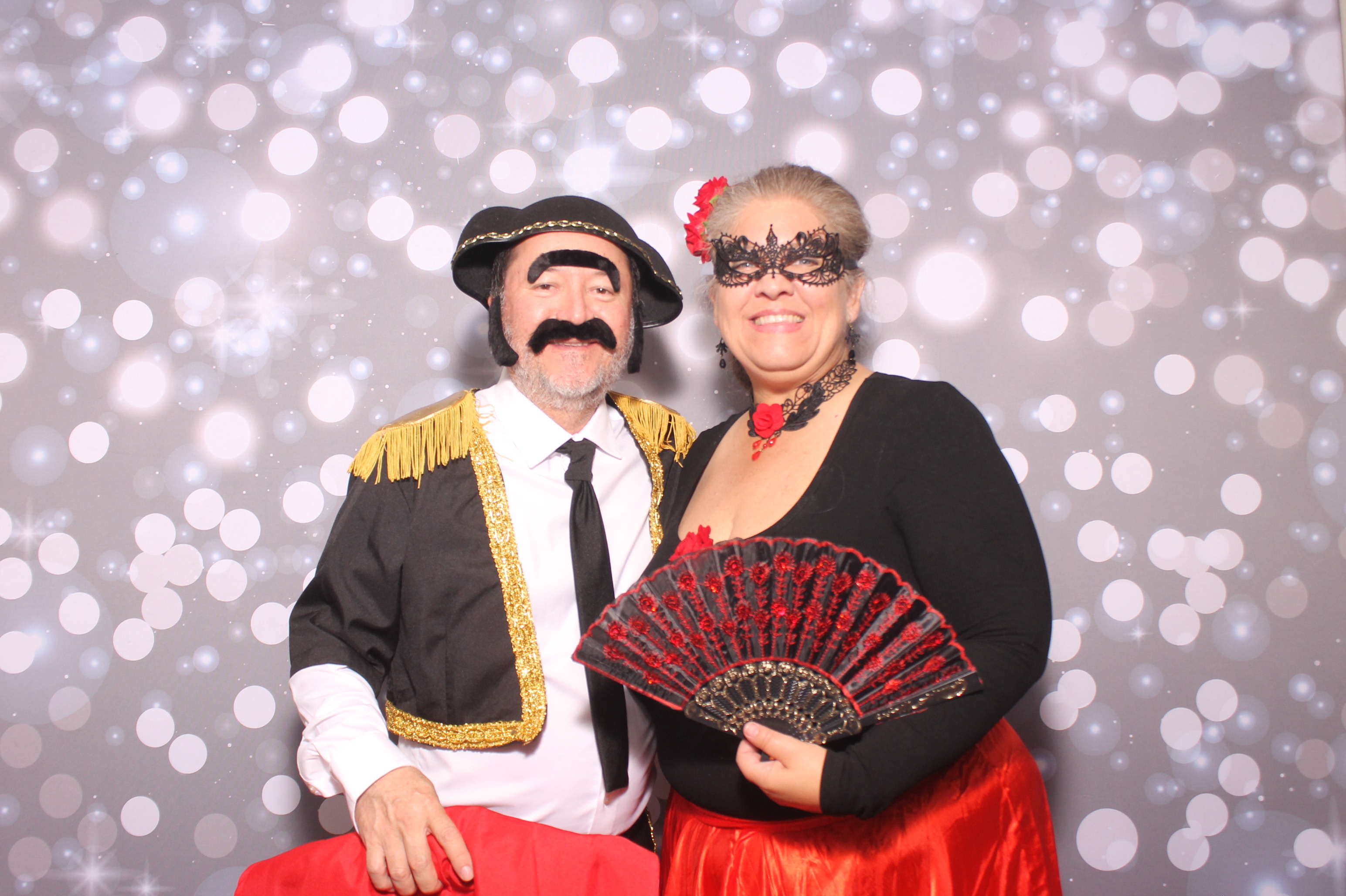 Latino Night 2026 | View more photos from the event at gallery.photoboothcincy.com/u/PhotoBoothCincy/Latino-Night-2026
