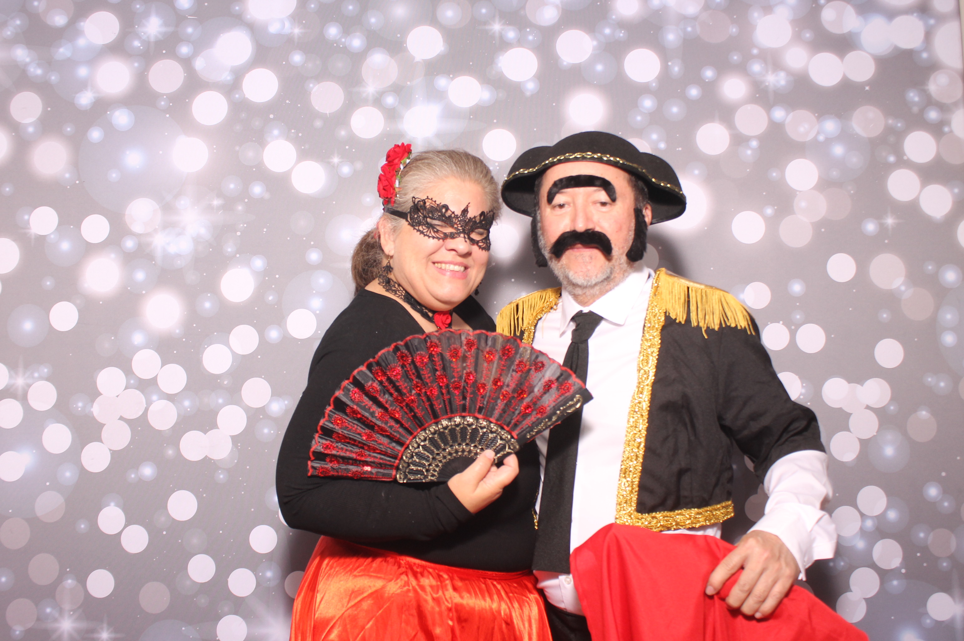 Latino Night 2026 | View more photos from the event at gallery.photoboothcincy.com/u/PhotoBoothCincy/Latino-Night-2026