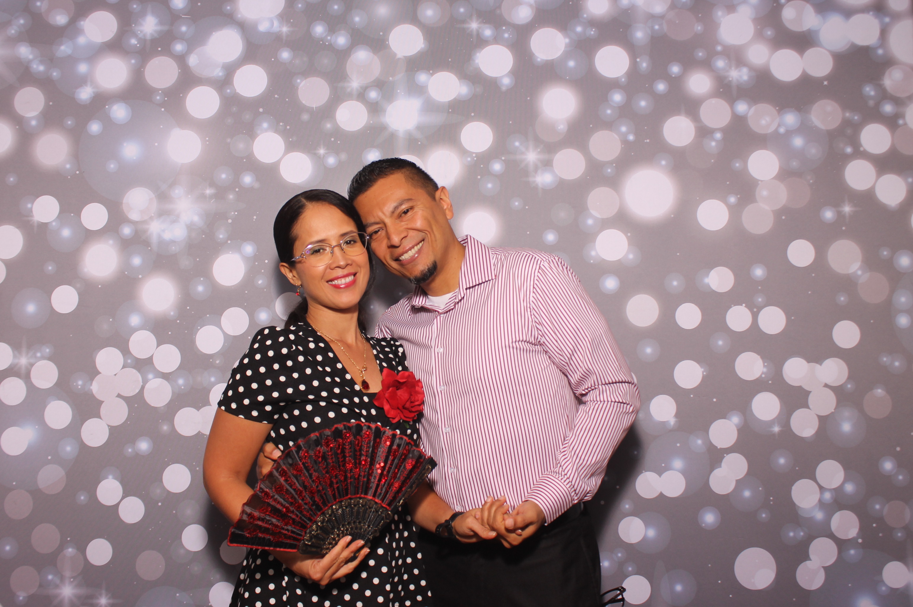 Latino Night 2026 | View more photos from the event at gallery.photoboothcincy.com/u/PhotoBoothCincy/Latino-Night-2026