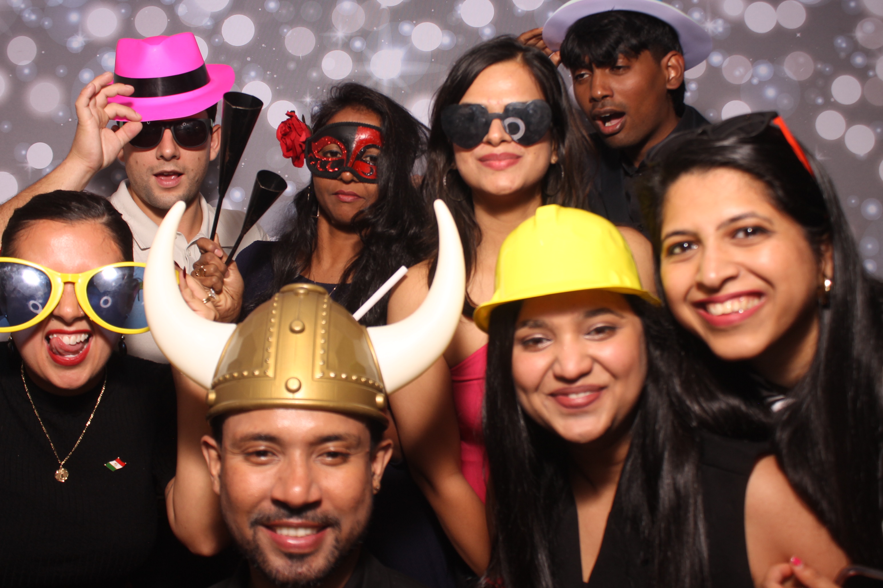 Latino Night 2026 | View more photos from the event at gallery.photoboothcincy.com/u/PhotoBoothCincy/Latino-Night-2026