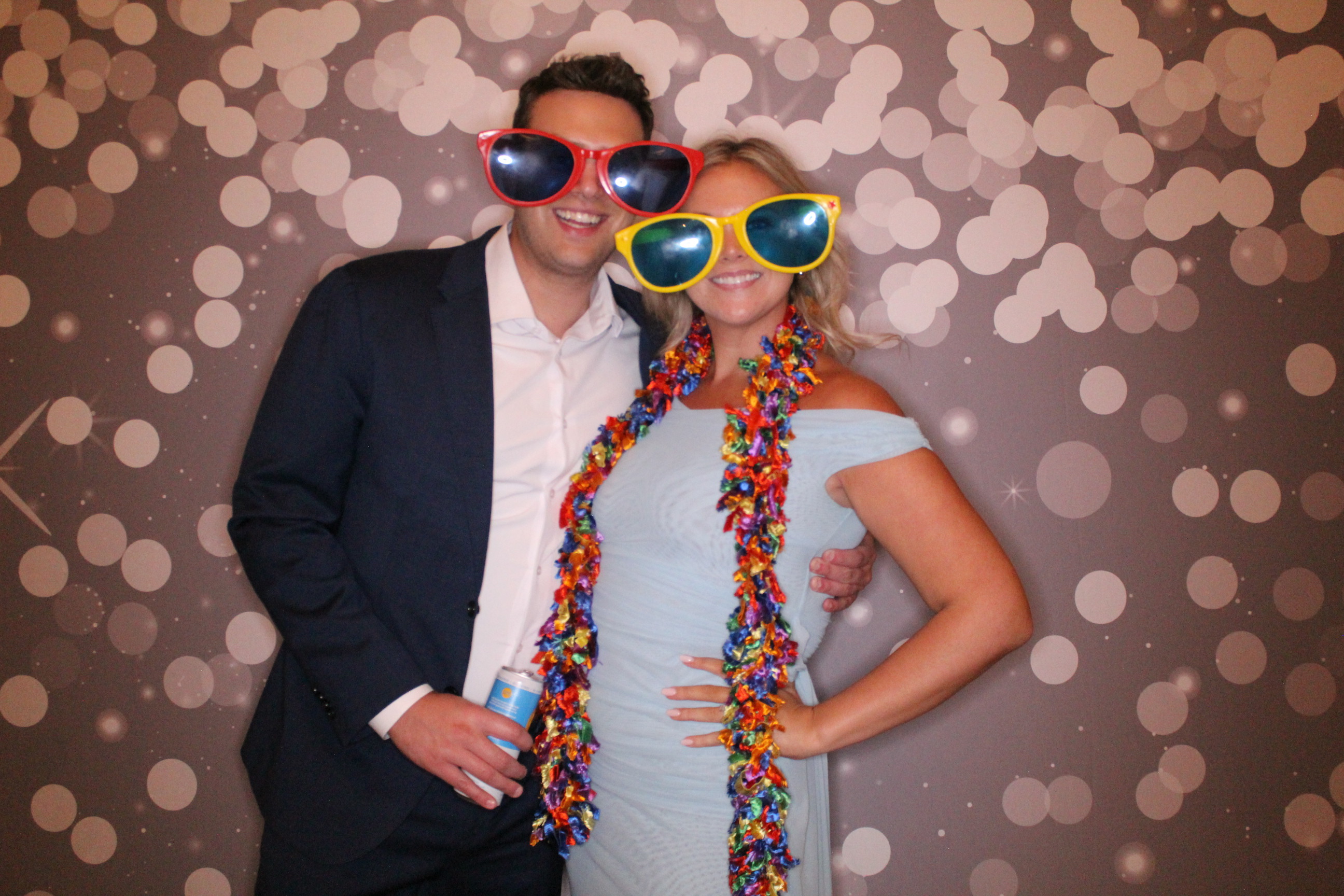 Laura & Zach Reception | View more photos from the event at gallery.photoboothcincy.com/u/PhotoBoothCincy/Laura-Zach-Reception