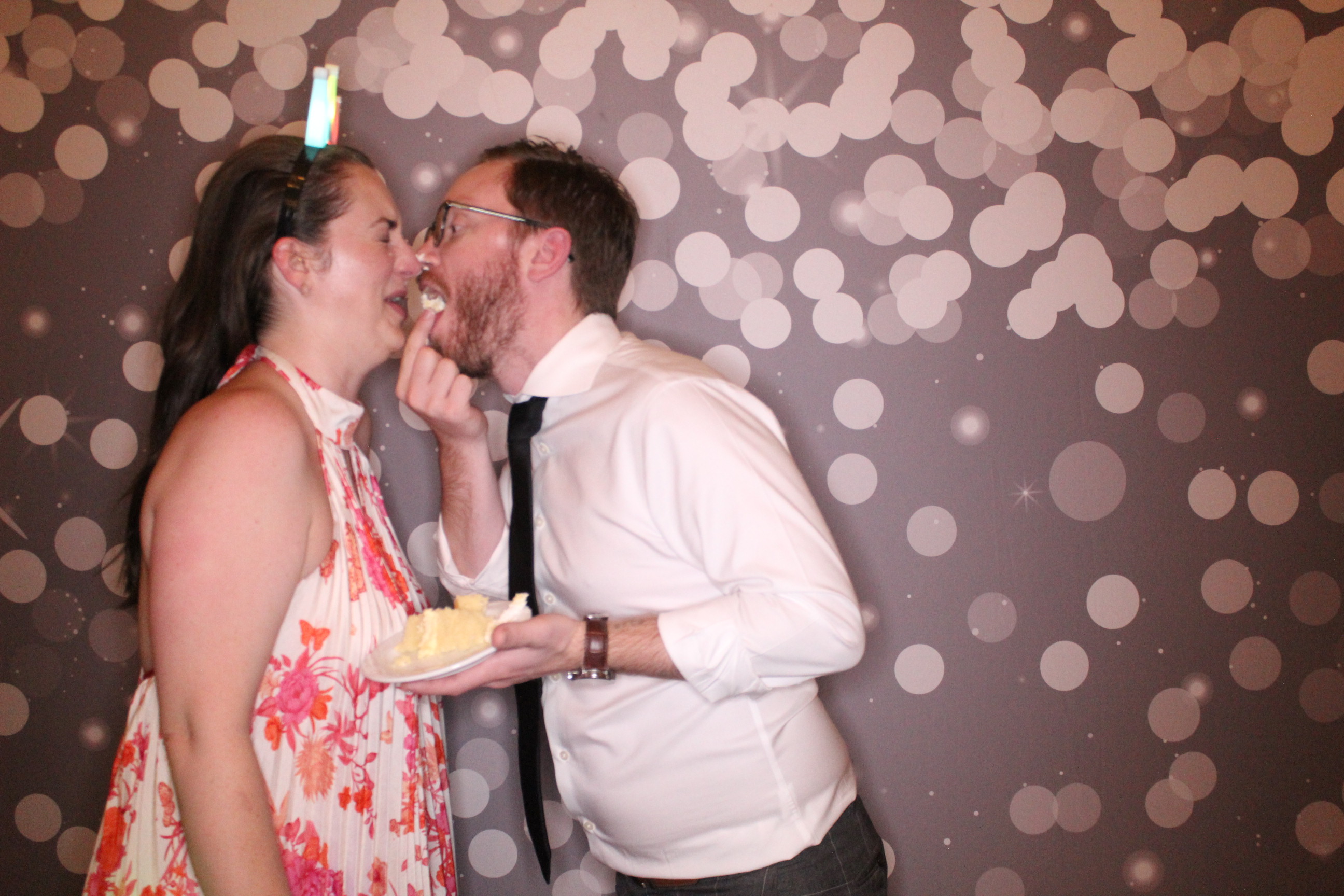 Laura & Zach Reception | View more photos from the event at gallery.photoboothcincy.com/u/PhotoBoothCincy/Laura-Zach-Reception