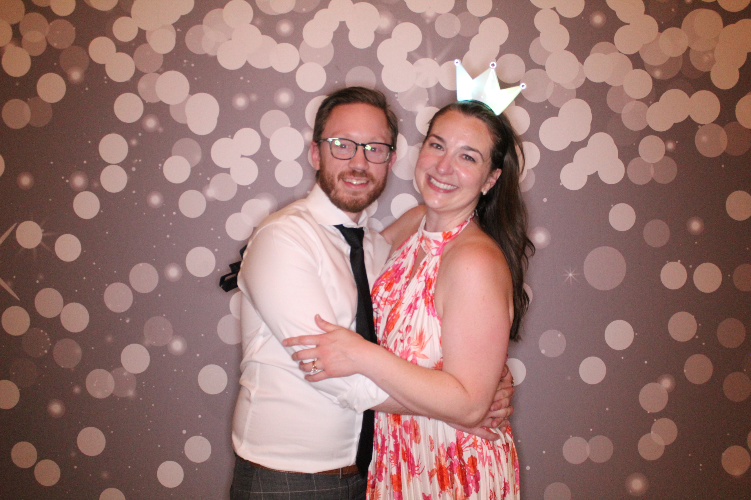 Laura & Zach Reception | View more photos from the event at gallery.photoboothcincy.com/u/PhotoBoothCincy/Laura-Zach-Reception