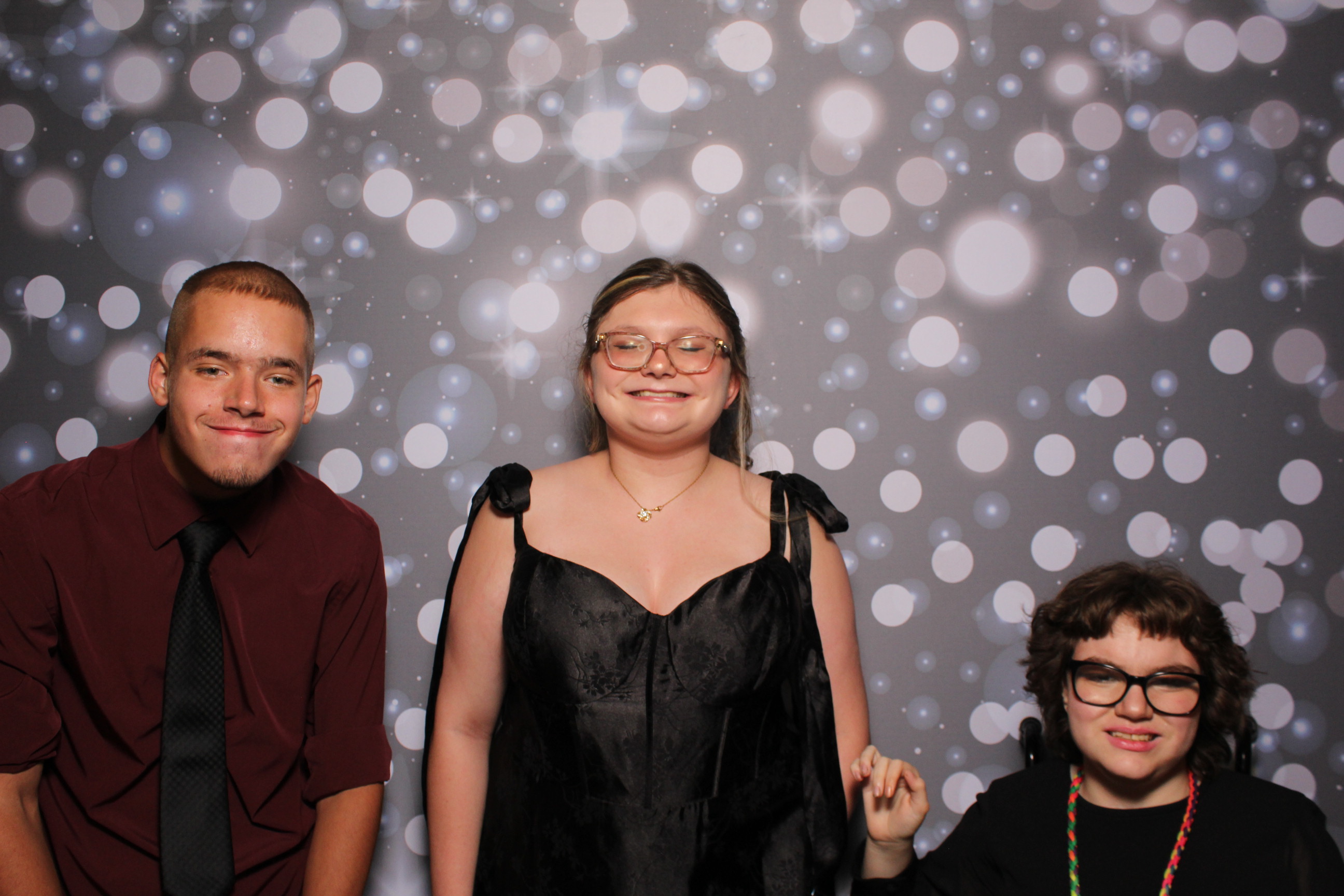 Lebanon Homecoming (Open Air) | View more photos from the event at gallery.photoboothcincy.com/u/PhotoBoothCincy/Lebanon-Homecoming-Open-Air