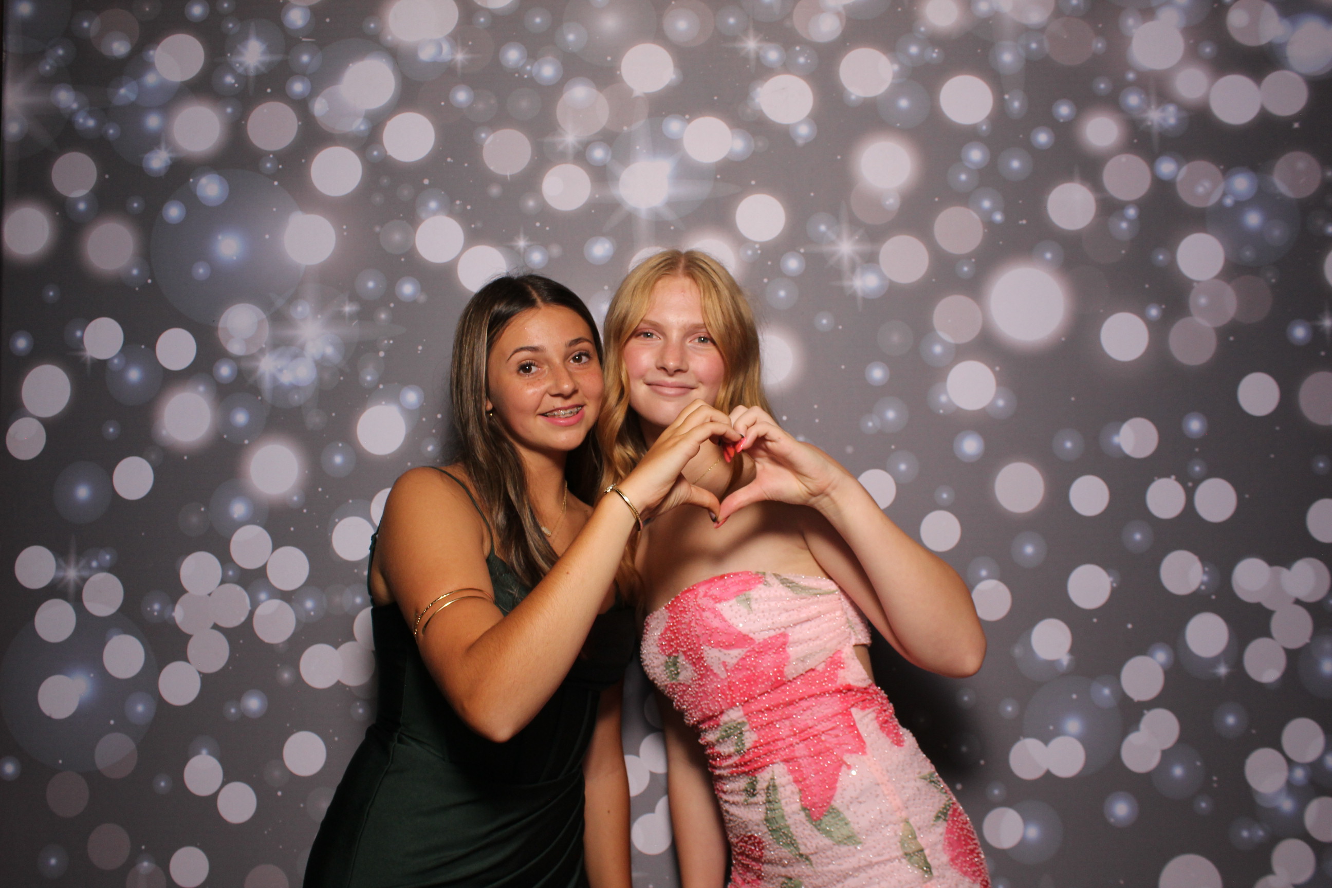 Lebanon Homecoming (Open Air) | View more photos from the event at gallery.photoboothcincy.com/u/PhotoBoothCincy/Lebanon-Homecoming-Open-Air
