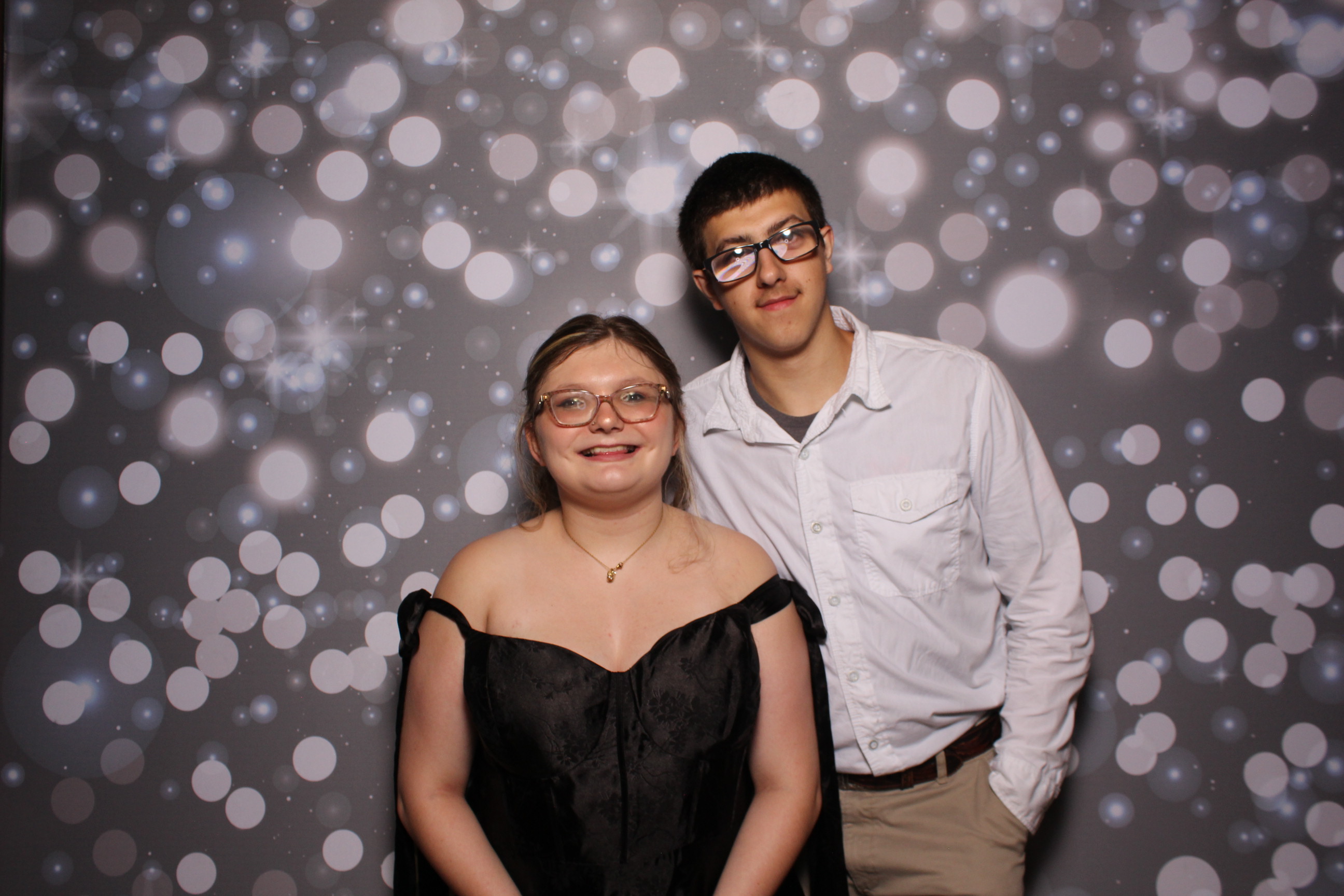Lebanon Homecoming (Open Air) | View more photos from the event at gallery.photoboothcincy.com/u/PhotoBoothCincy/Lebanon-Homecoming-Open-Air
