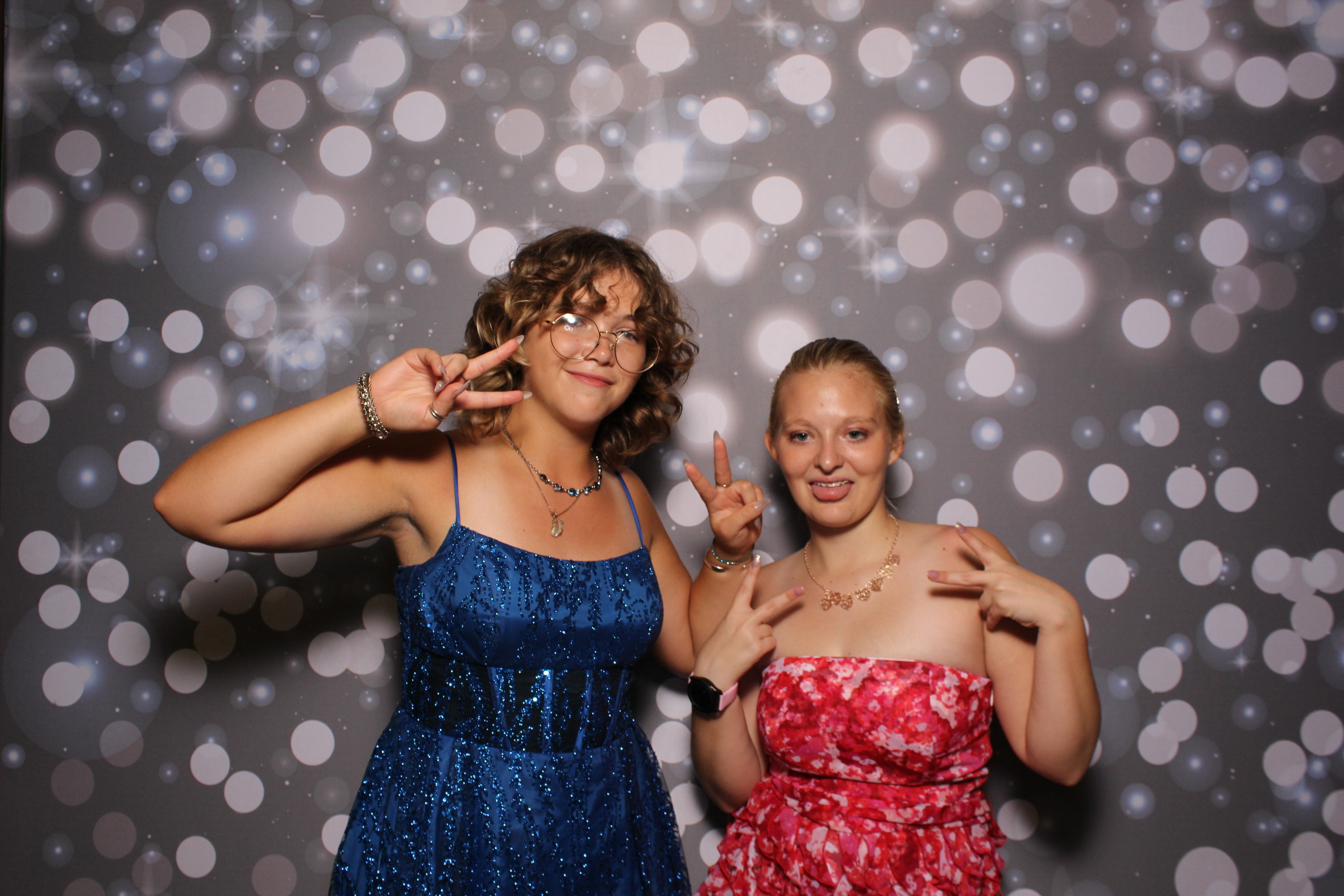 Lebanon Homecoming (Open Air) | View more photos from the event at gallery.photoboothcincy.com/u/PhotoBoothCincy/Lebanon-Homecoming-Open-Air