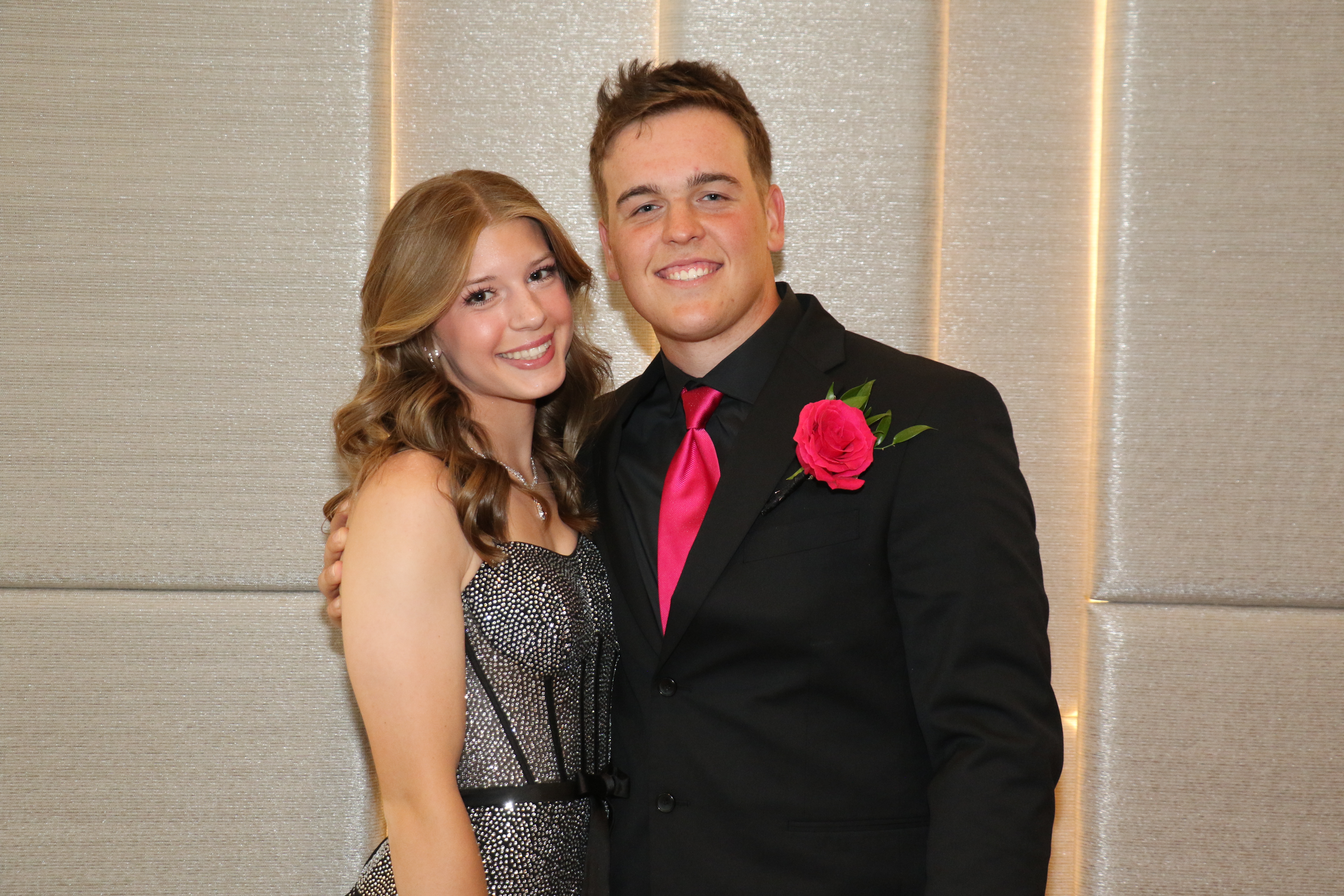 Lebanon Prom 2026 | View more photos from the event at gallery.photoboothcincy.com/u/PhotoBoothCincy/Lebanon-Prom-2026