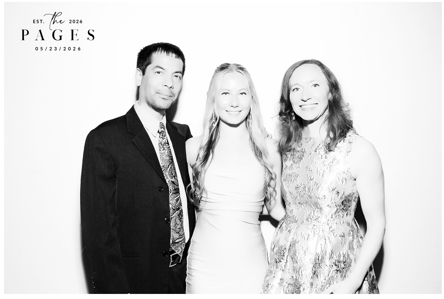 Lily & Dylan | View more photos from the event at gallery.photoboothcincy.com/u/PhotoBoothCincy/Lily-Dylan