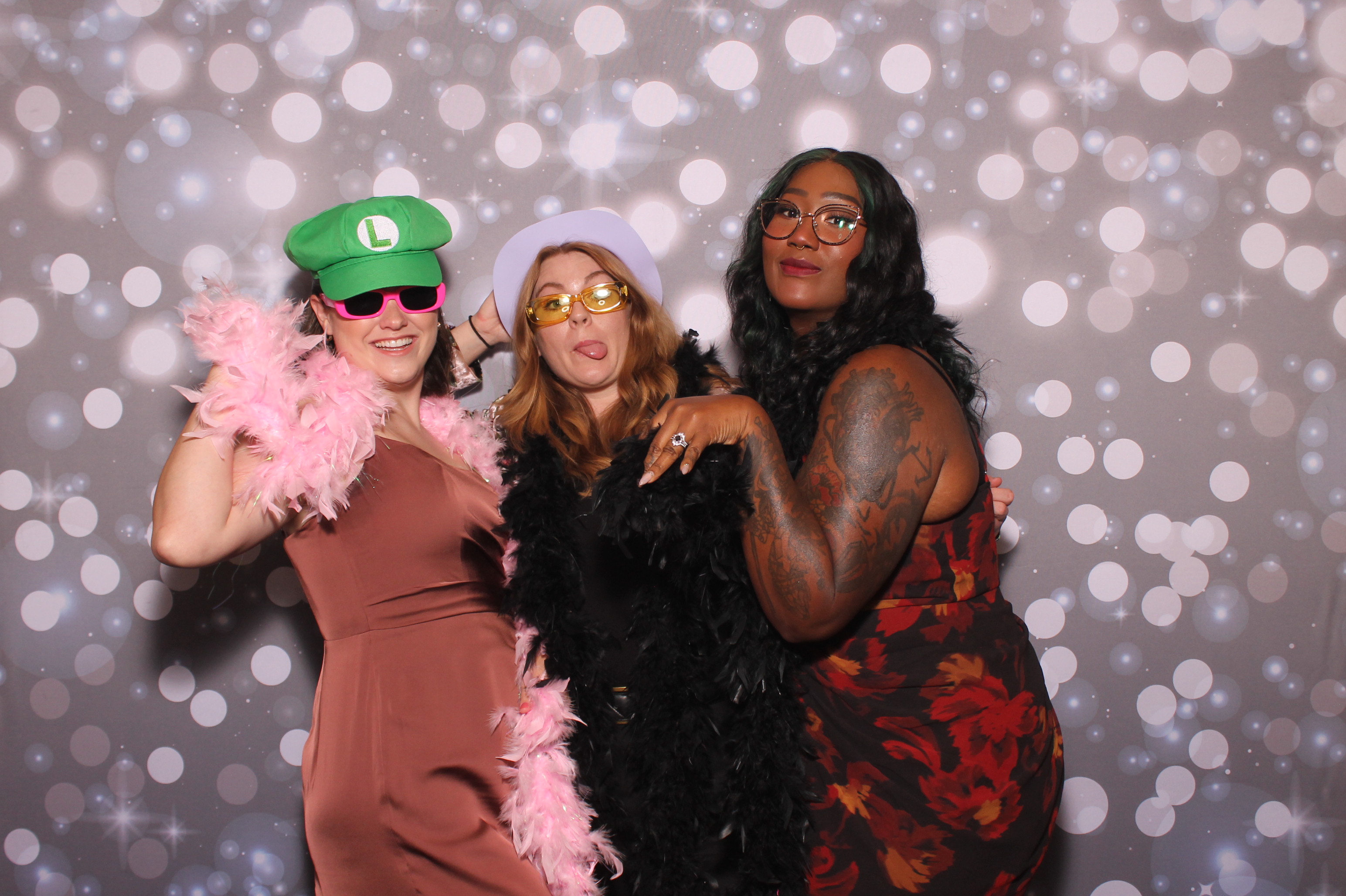 Lily & Jordan Wedding | View more photos from the event at gallery.photoboothcincy.com/u/PhotoBoothCincy/Lily-Jordan-Wedding