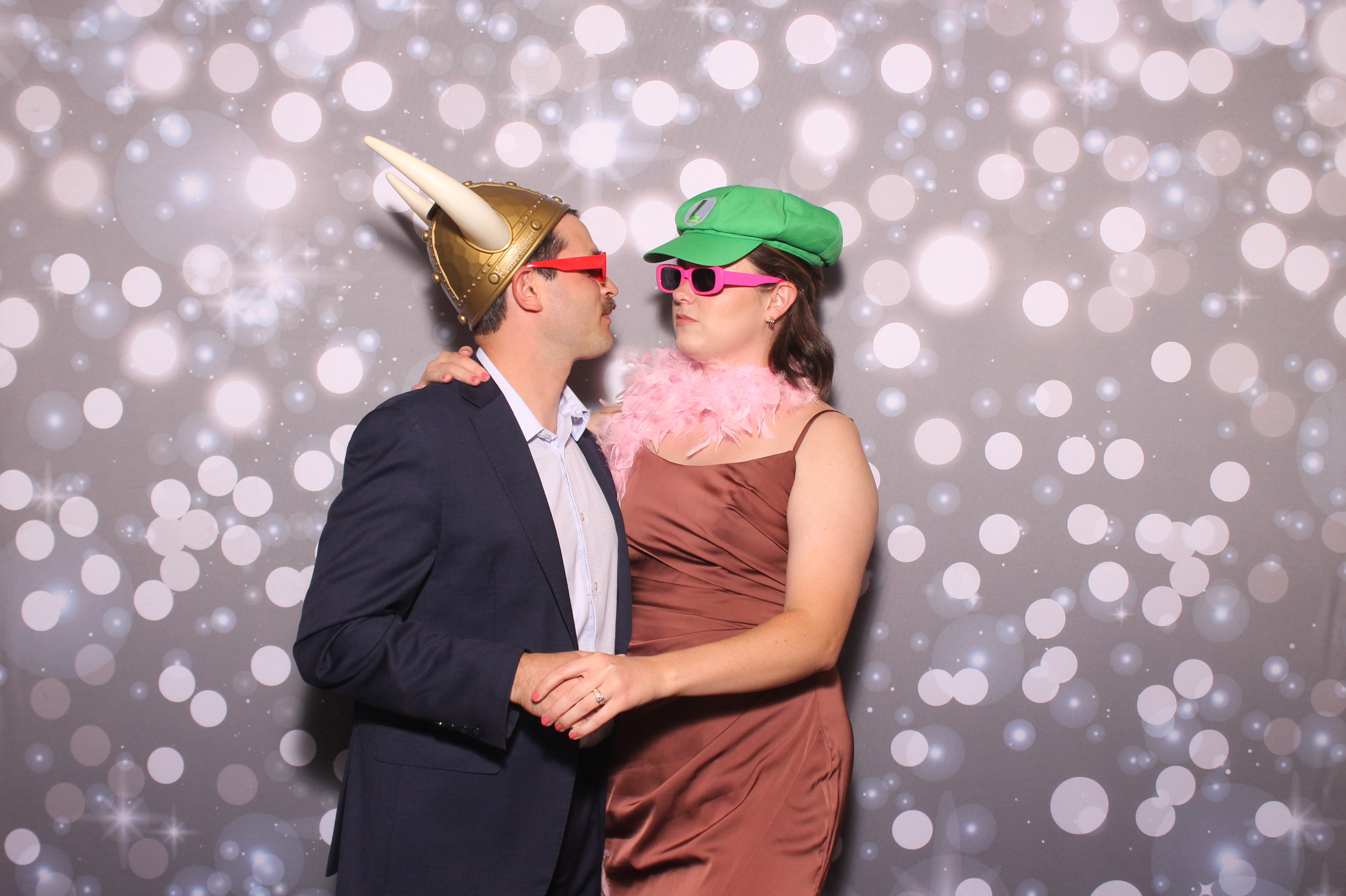 Lily & Jordan Wedding | View more photos from the event at gallery.photoboothcincy.com/u/PhotoBoothCincy/Lily-Jordan-Wedding