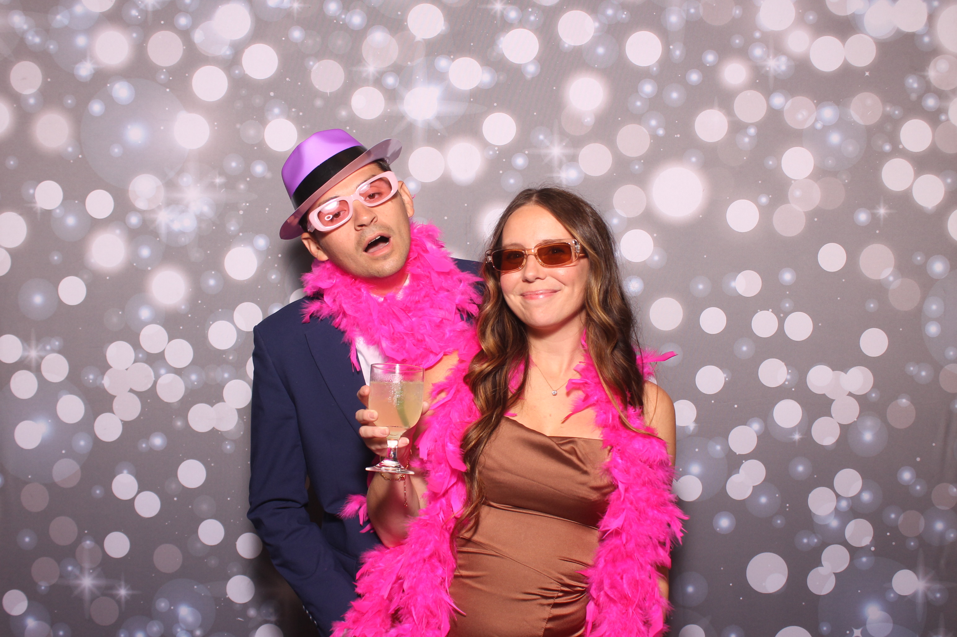 Lily & Jordan Wedding | View more photos from the event at gallery.photoboothcincy.com/u/PhotoBoothCincy/Lily-Jordan-Wedding