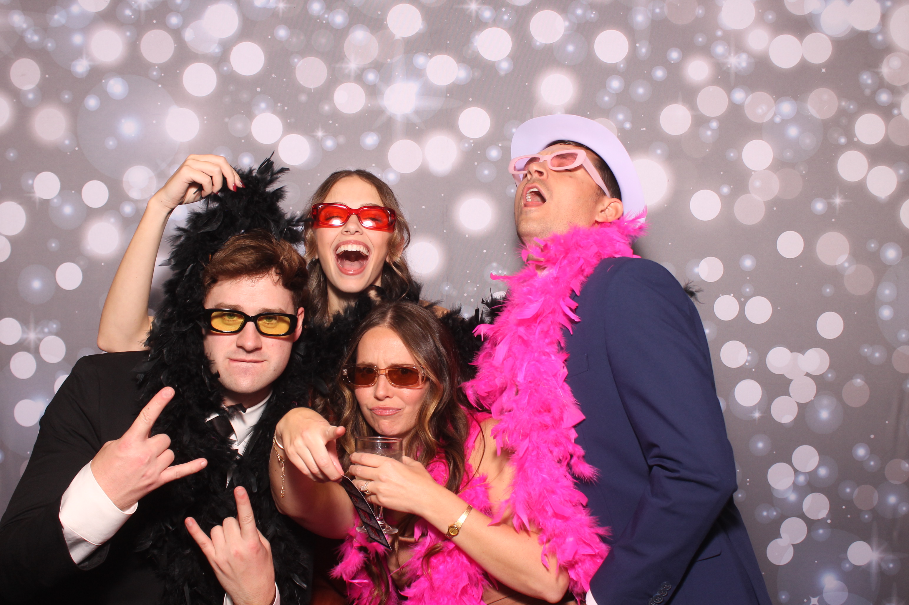 Lily & Jordan Wedding | View more photos from the event at gallery.photoboothcincy.com/u/PhotoBoothCincy/Lily-Jordan-Wedding