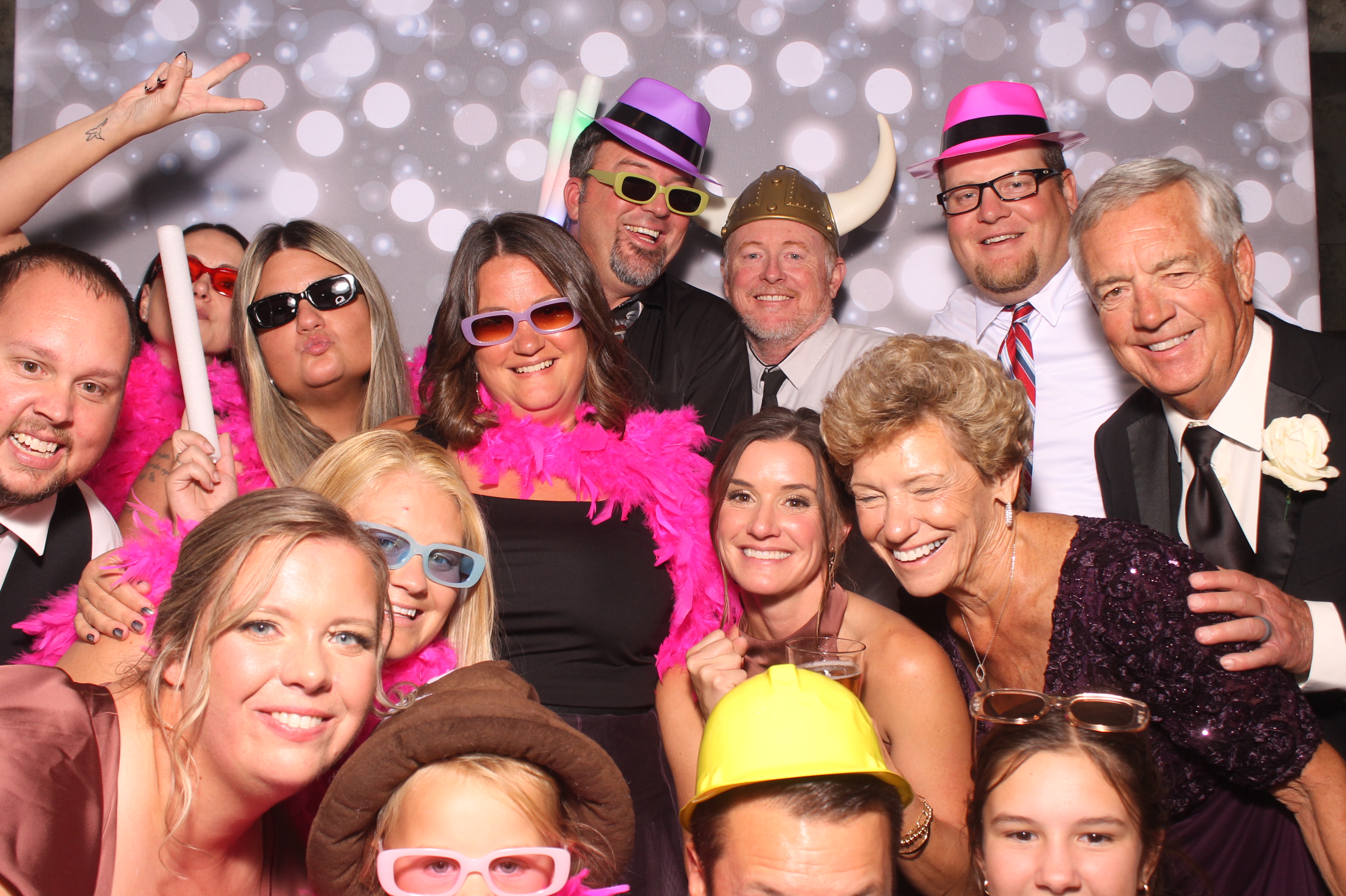 Lily & Jordan Wedding | View more photos from the event at gallery.photoboothcincy.com/u/PhotoBoothCincy/Lily-Jordan-Wedding