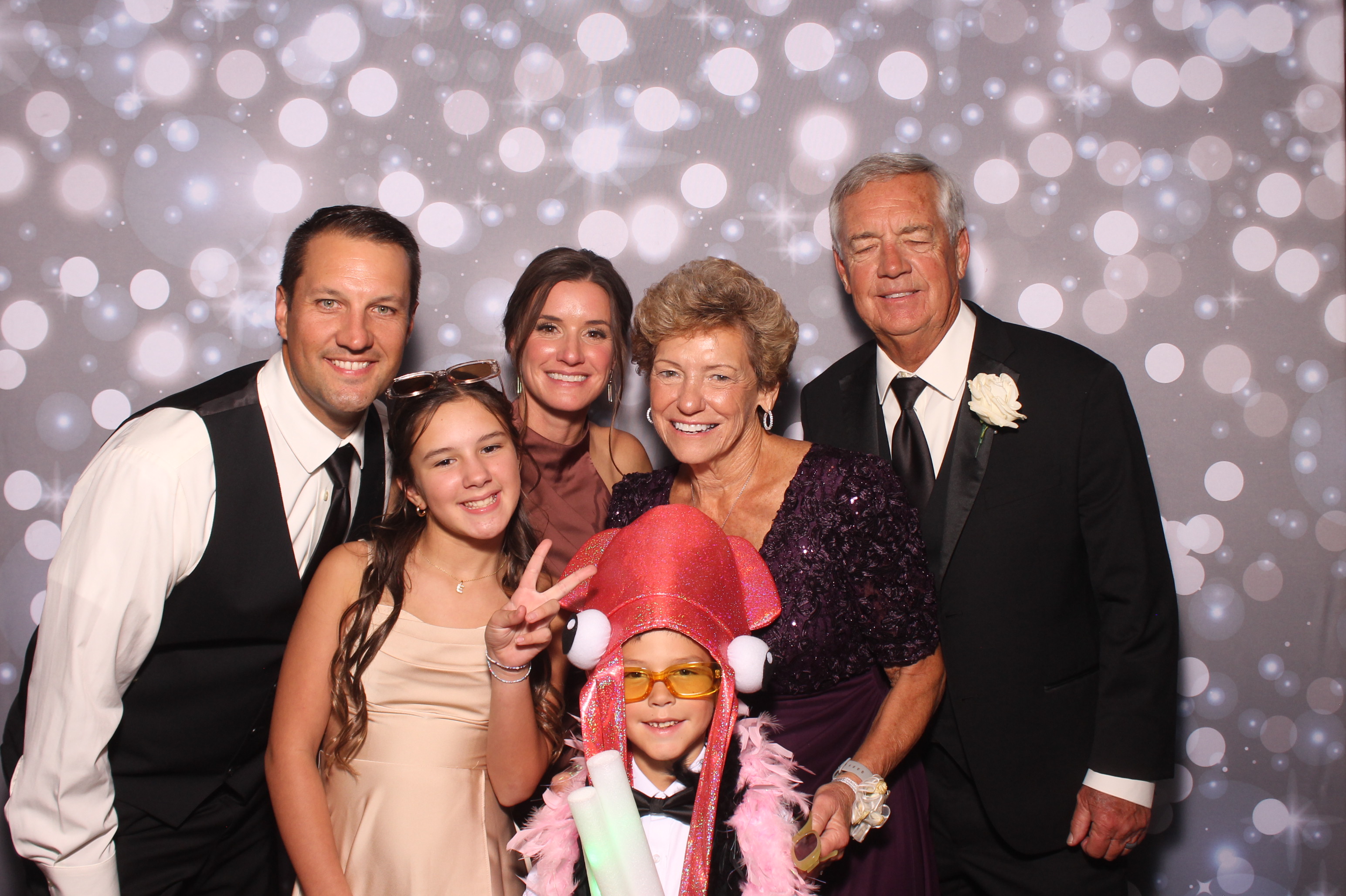Lily & Jordan Wedding | View more photos from the event at gallery.photoboothcincy.com/u/PhotoBoothCincy/Lily-Jordan-Wedding