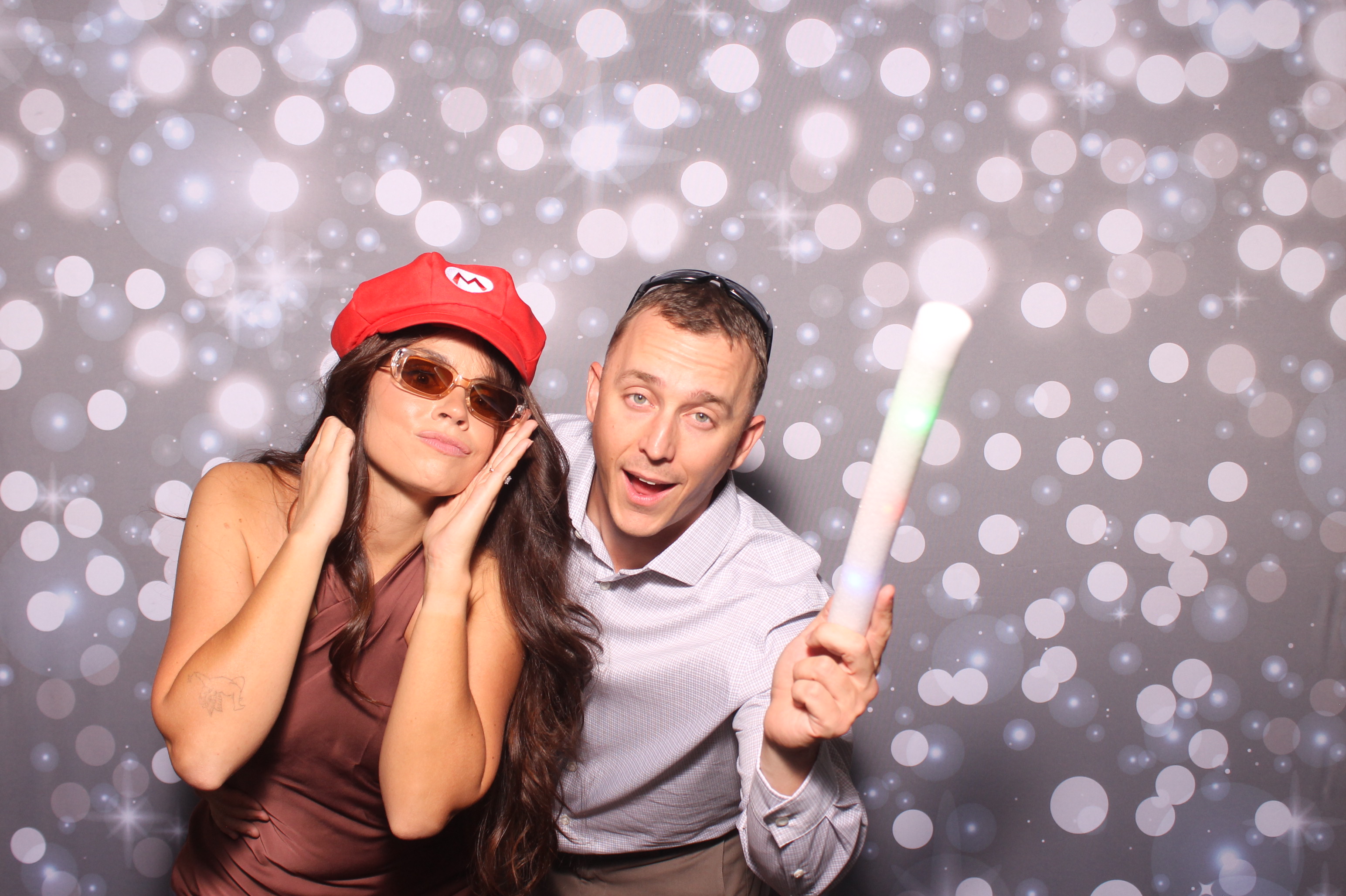 Lily & Jordan Wedding | View more photos from the event at gallery.photoboothcincy.com/u/PhotoBoothCincy/Lily-Jordan-Wedding